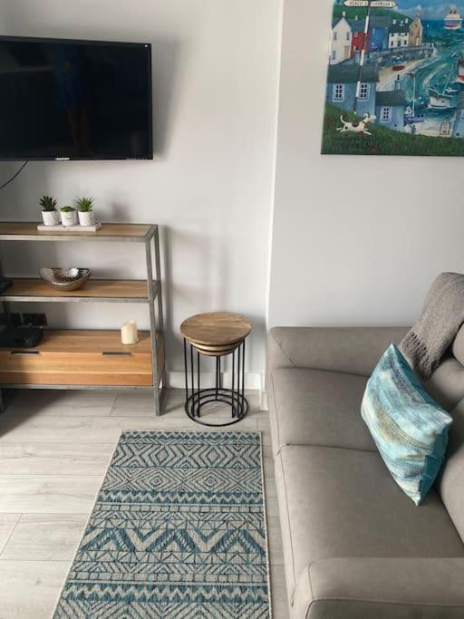 Luxury Mumbles View Studio Apartment Swansea Bagian luar foto